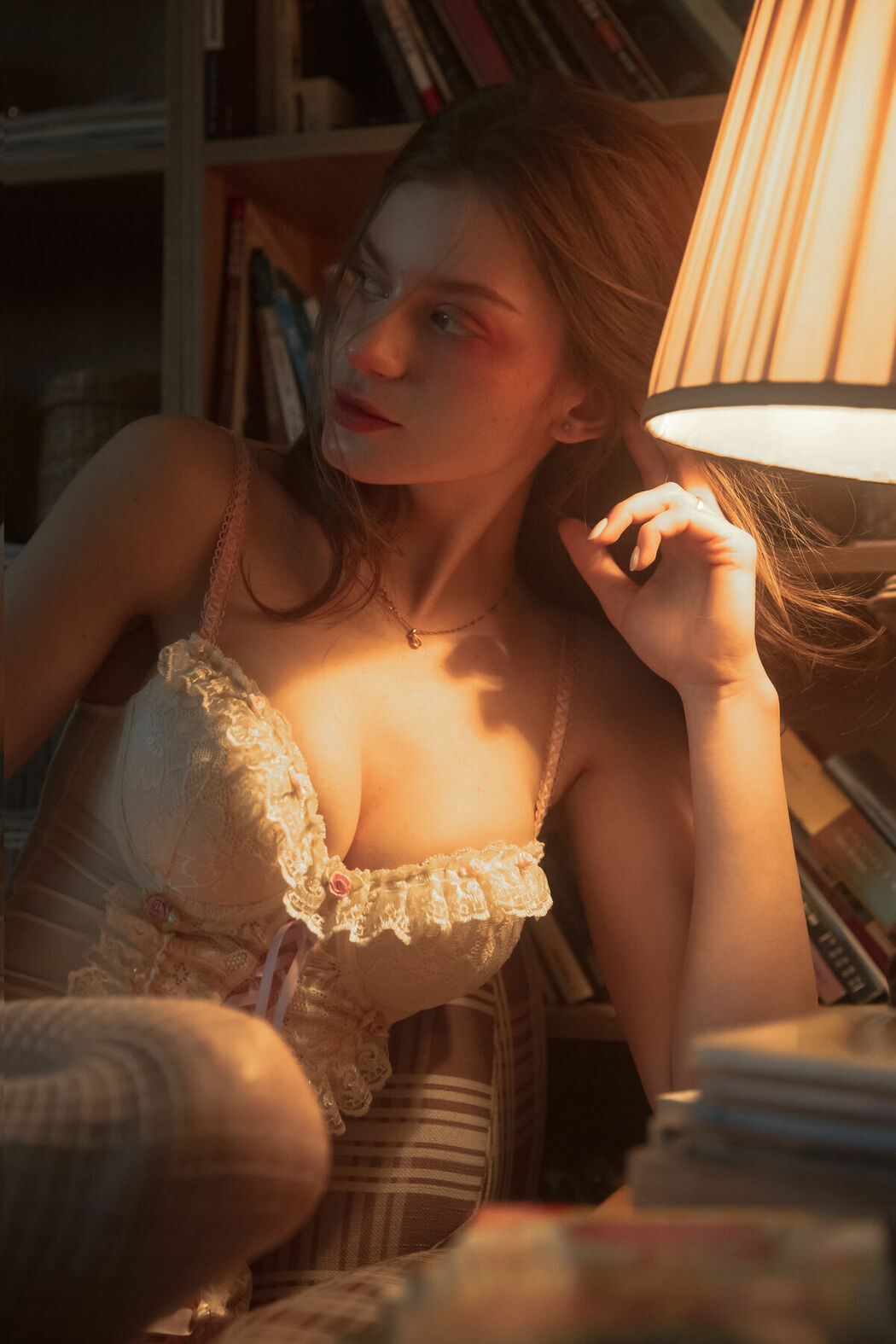 YiTuYu艺图语 Vol.9433 Zhu Li (15P)