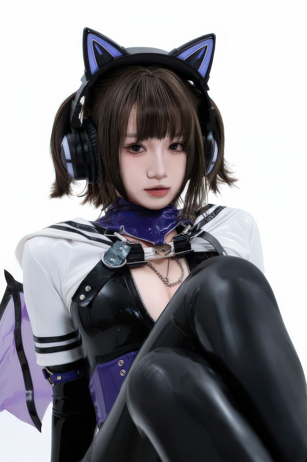 Coser@柒柒要乖哦 – 白棚胶衣 (79P)