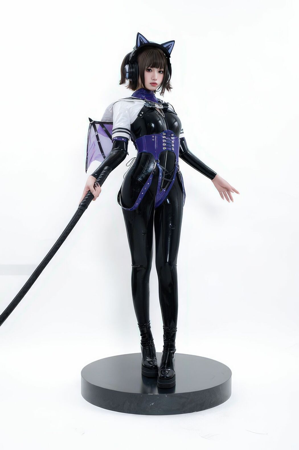 Coser@柒柒要乖哦 – 白棚胶衣 (79P)