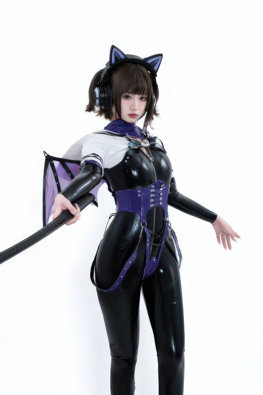 Coser@柒柒要乖哦 – 白棚胶衣 (79P)