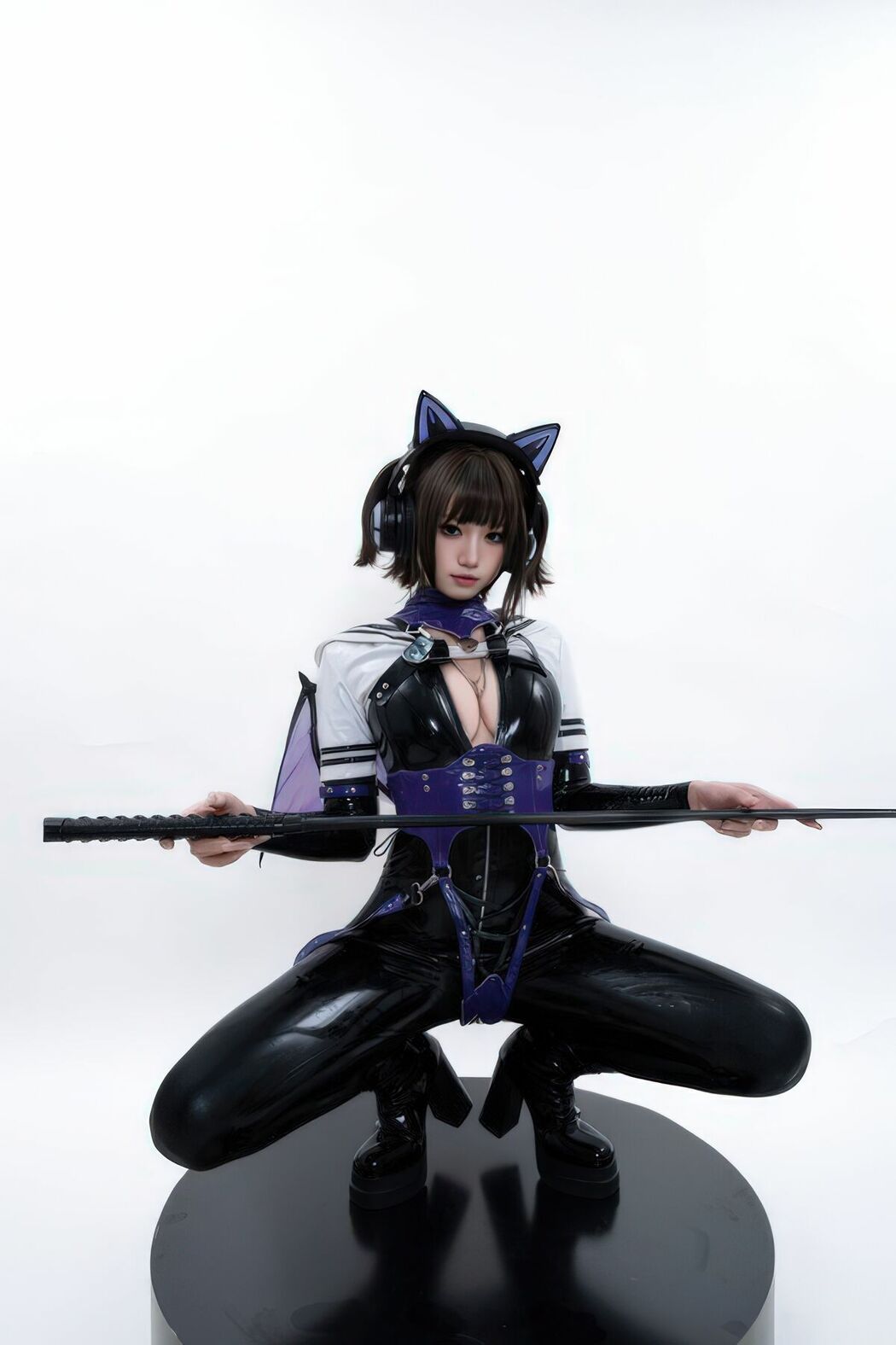 Coser@柒柒要乖哦 – 白棚胶衣 (79P)