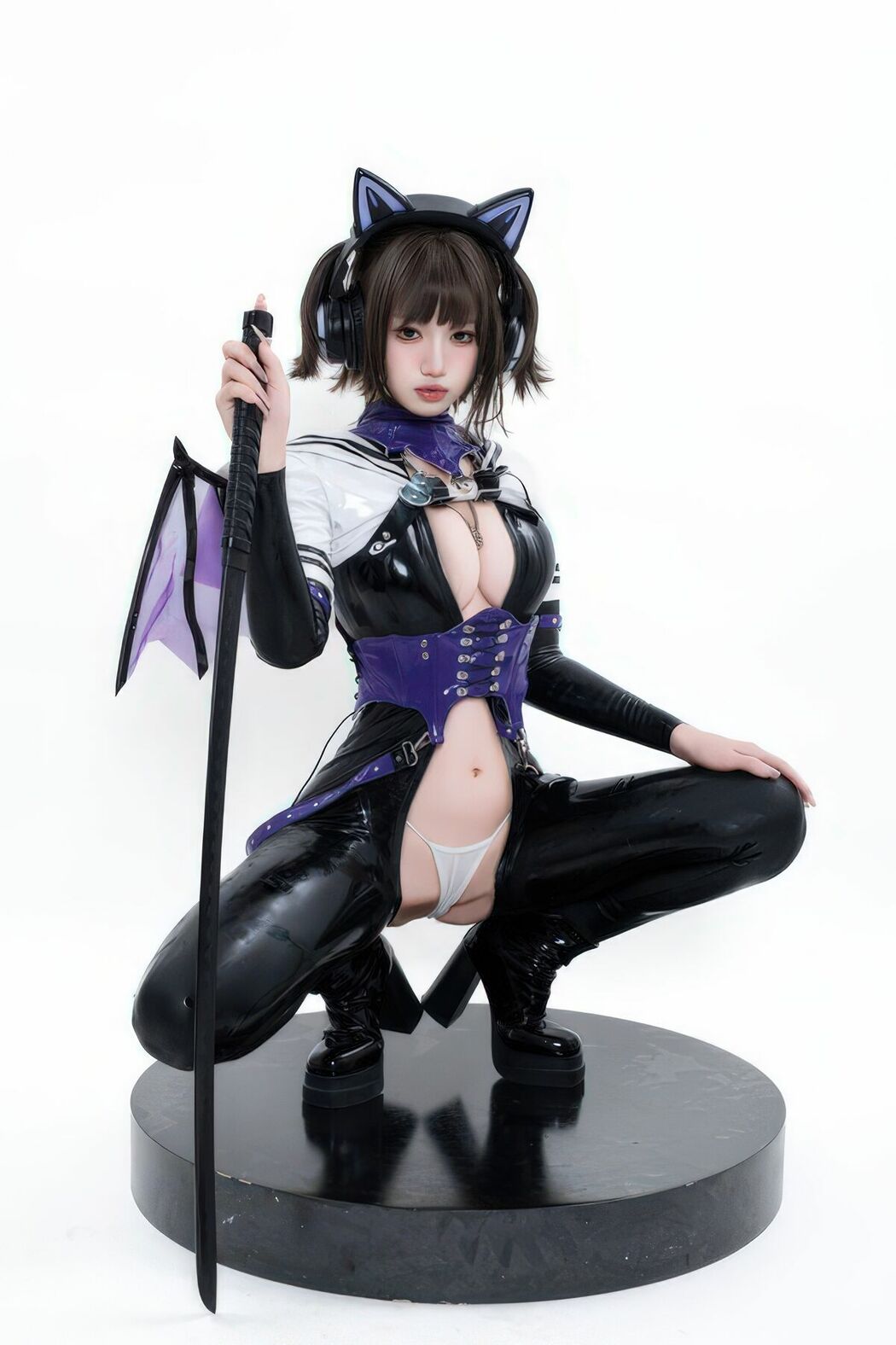 Coser@柒柒要乖哦 – 白棚胶衣 (79P)