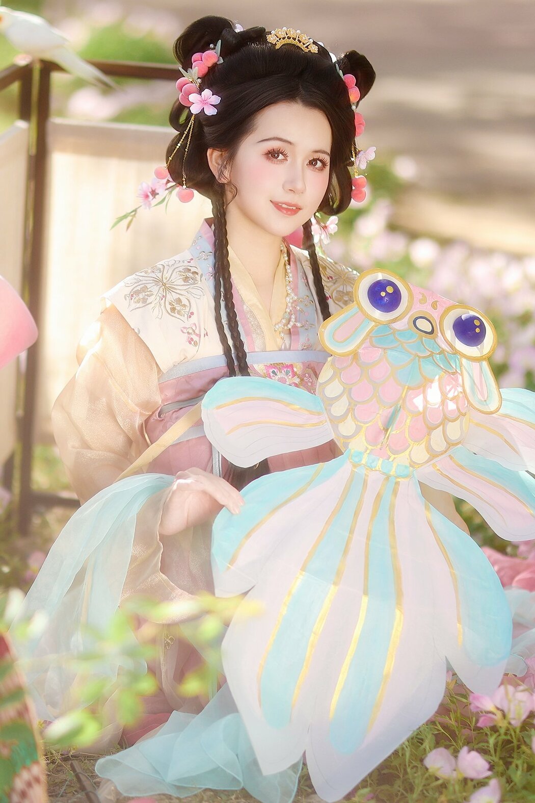 YiTuYu艺图语 Vol.9440 Ce Er Qing Ting (40P) Cover Photo