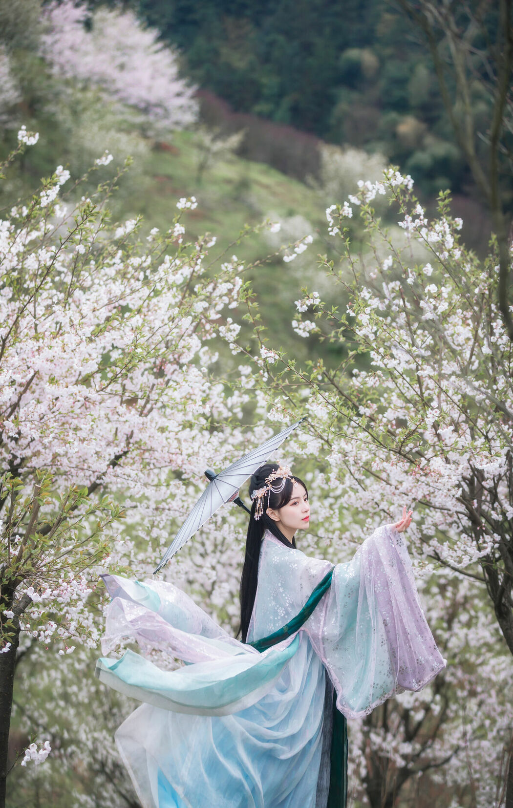 YiTuYu艺图语 Vol.9444 Gong Zi Bu Huai (21P)