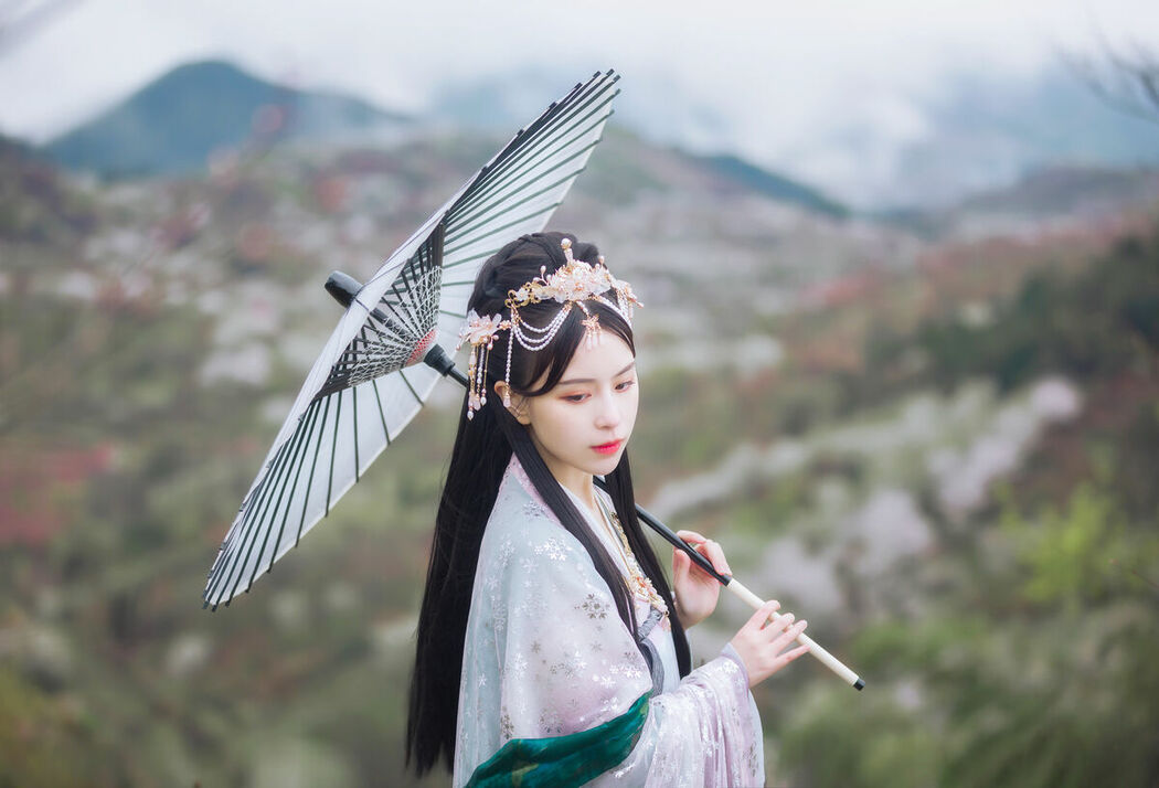 YiTuYu艺图语 Vol.9444 Gong Zi Bu Huai (21P)