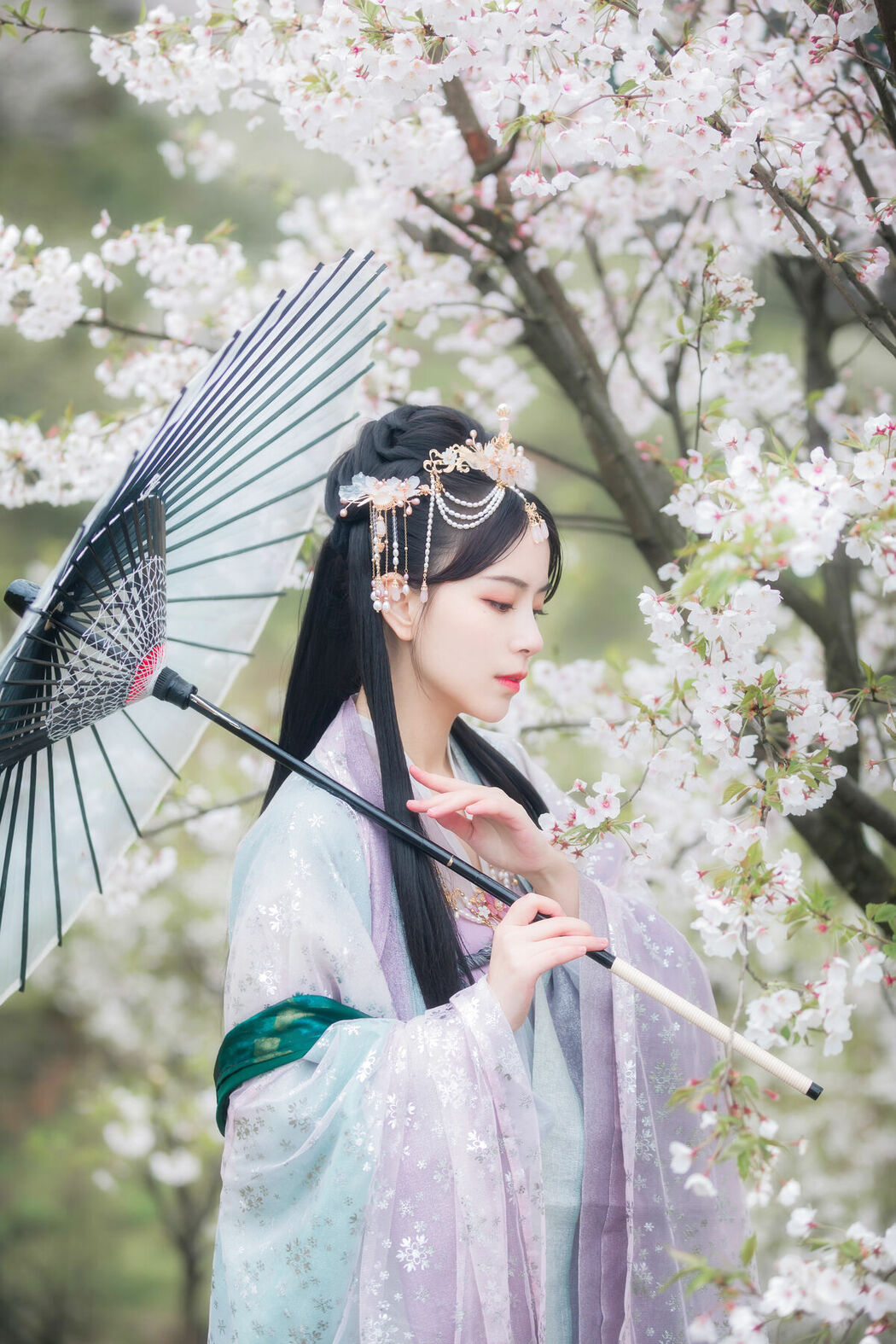 YiTuYu艺图语 Vol.9444 Gong Zi Bu Huai (21P)