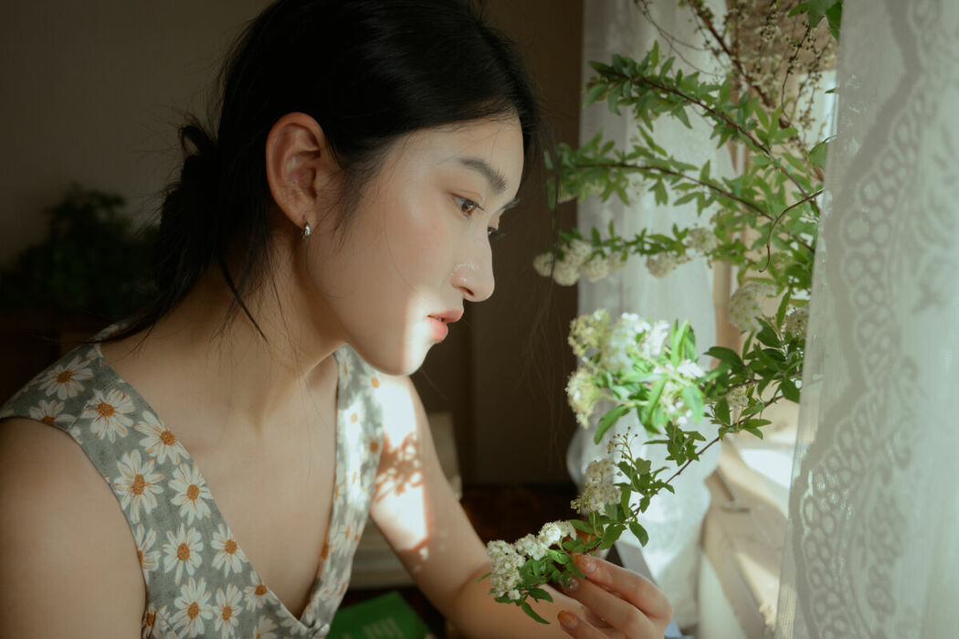 YiTuYu艺图语 Vol.9446 Ye Zhi Zhi Zhi (16P)