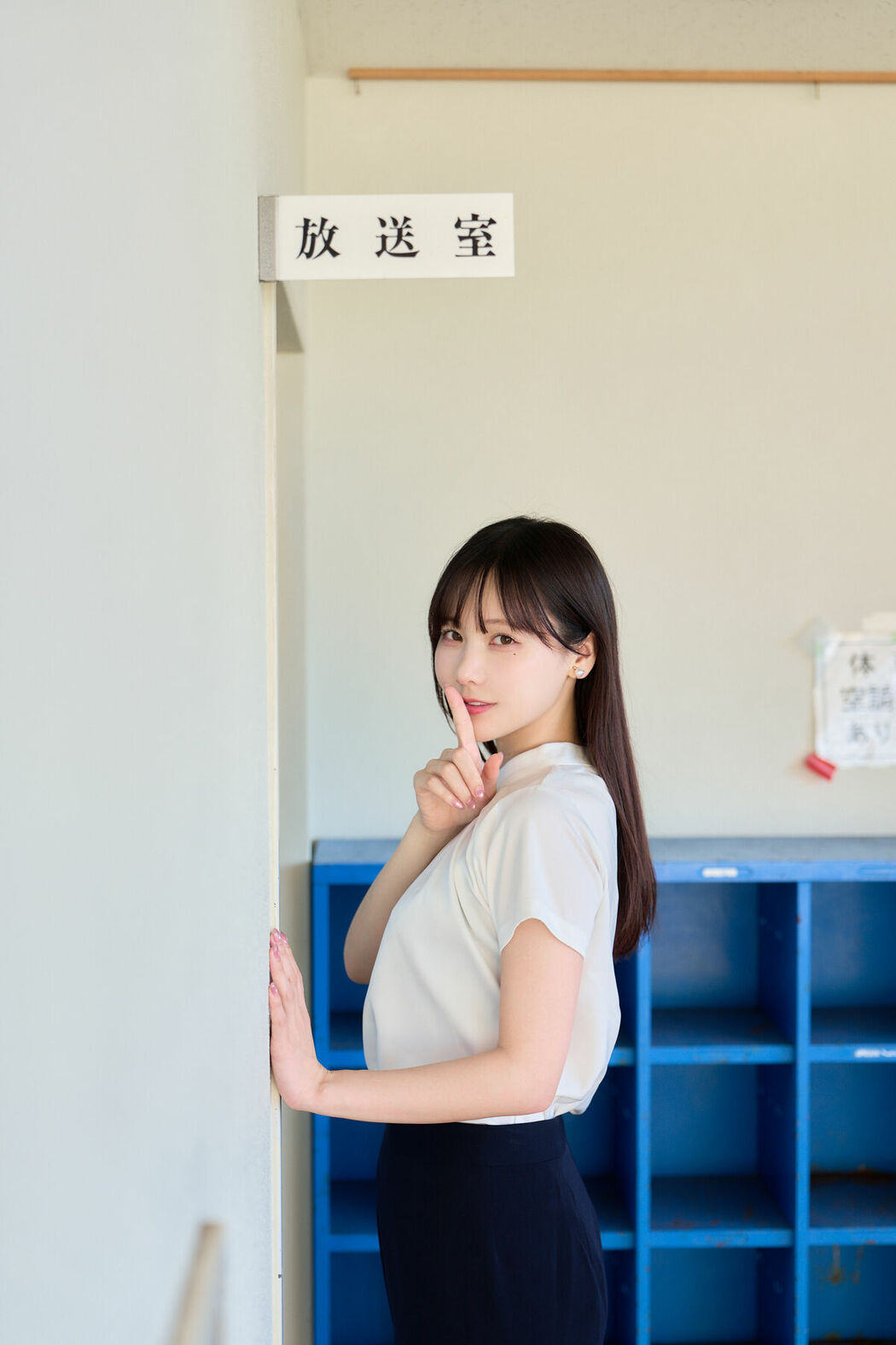 Coser@けん研 けんけん – ミルク先生の特別授業写真集 Milk Senseis Special Lesson Photo Collection Part01 (67P)