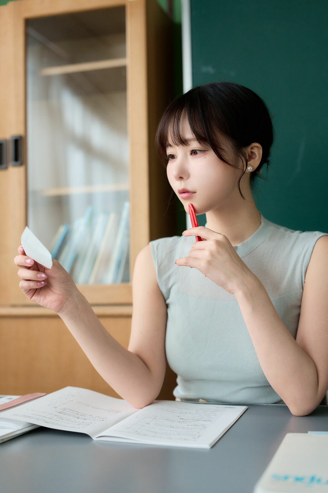 Coser@けん研 けんけん – ミルク先生の特別授業写真集 Milk Senseis Special Lesson Photo Collection Part01 (67P)