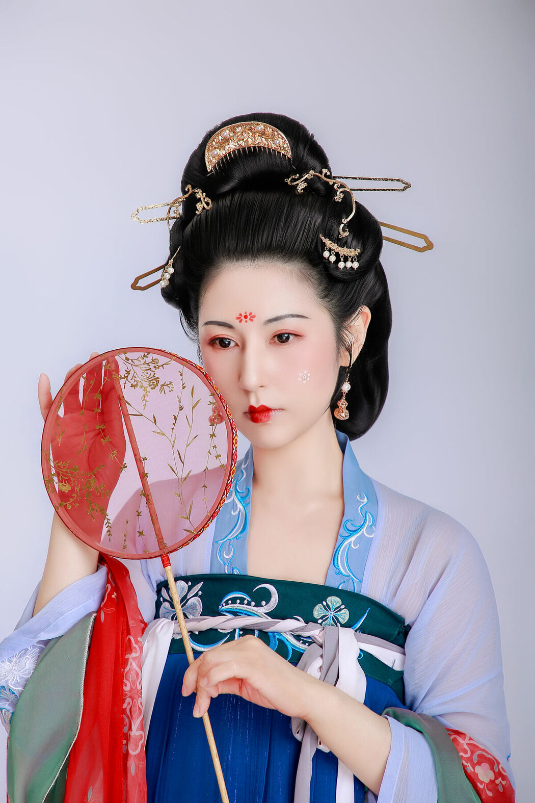 YiTuYu艺图语 Vol.9452 Xiao Yue Yue (23P)