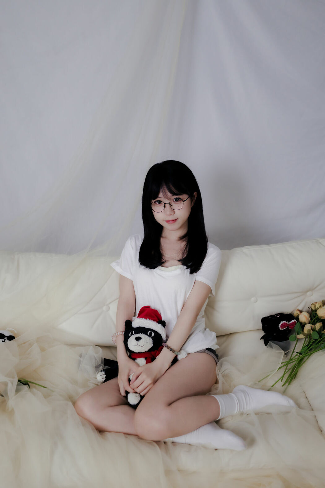 YiTuYu艺图语 Vol.9455 Fei Bi (34P)