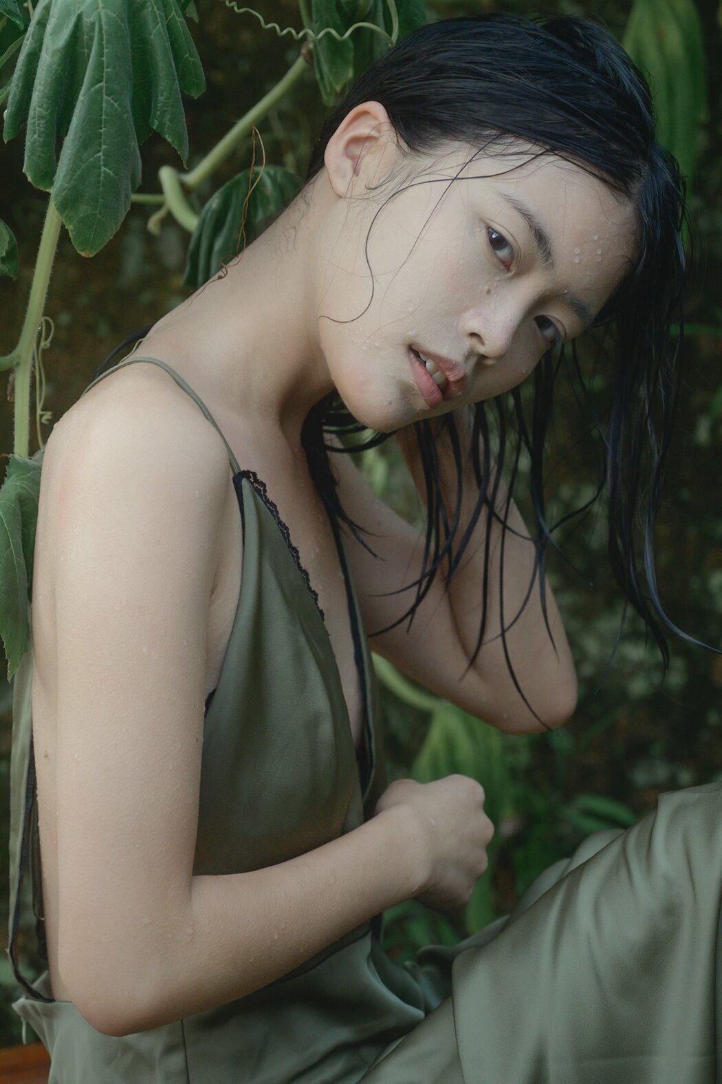 YiTuYu艺图语 Vol.9453 I Ren Ling Ling Qi (16P) Cover Photo