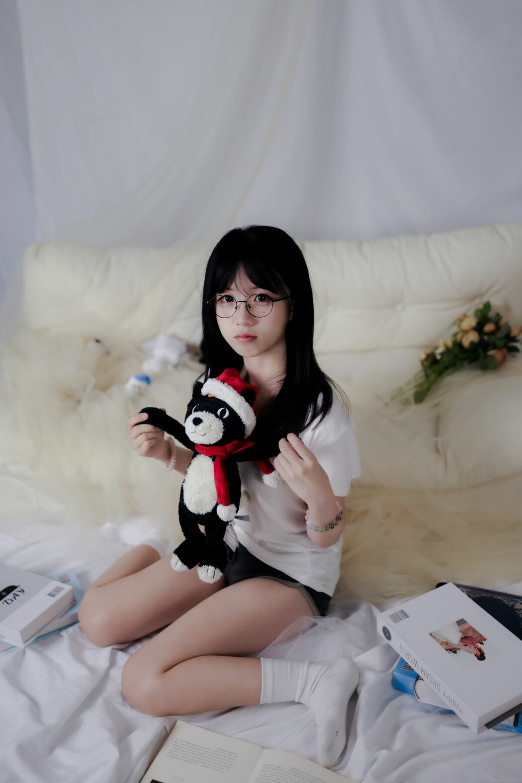 YiTuYu艺图语 Vol.9455 Fei Bi (34P)