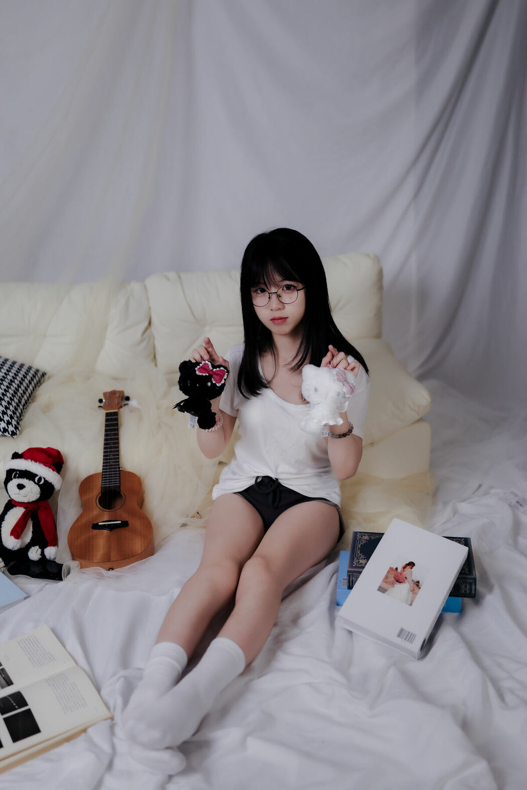 YiTuYu艺图语 Vol.9455 Fei Bi (34P)