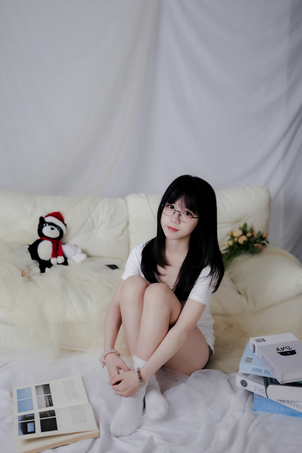 YiTuYu艺图语 Vol.9455 Fei Bi (34P)
