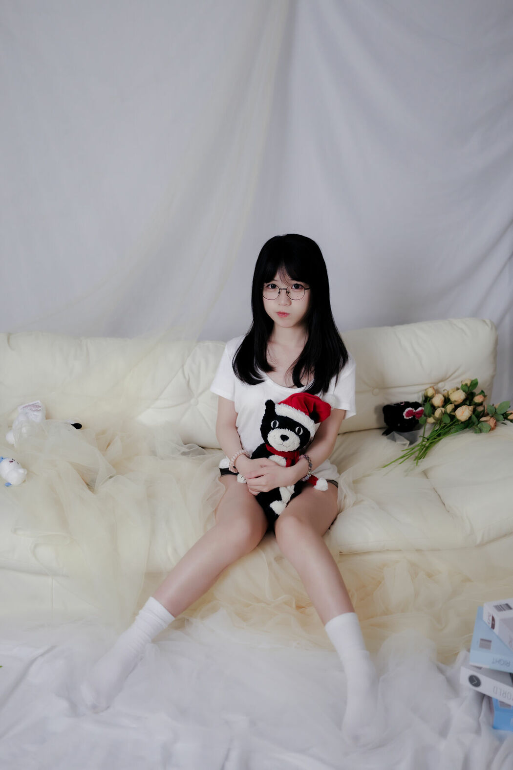 YiTuYu艺图语 Vol.9455 Fei Bi (34P)