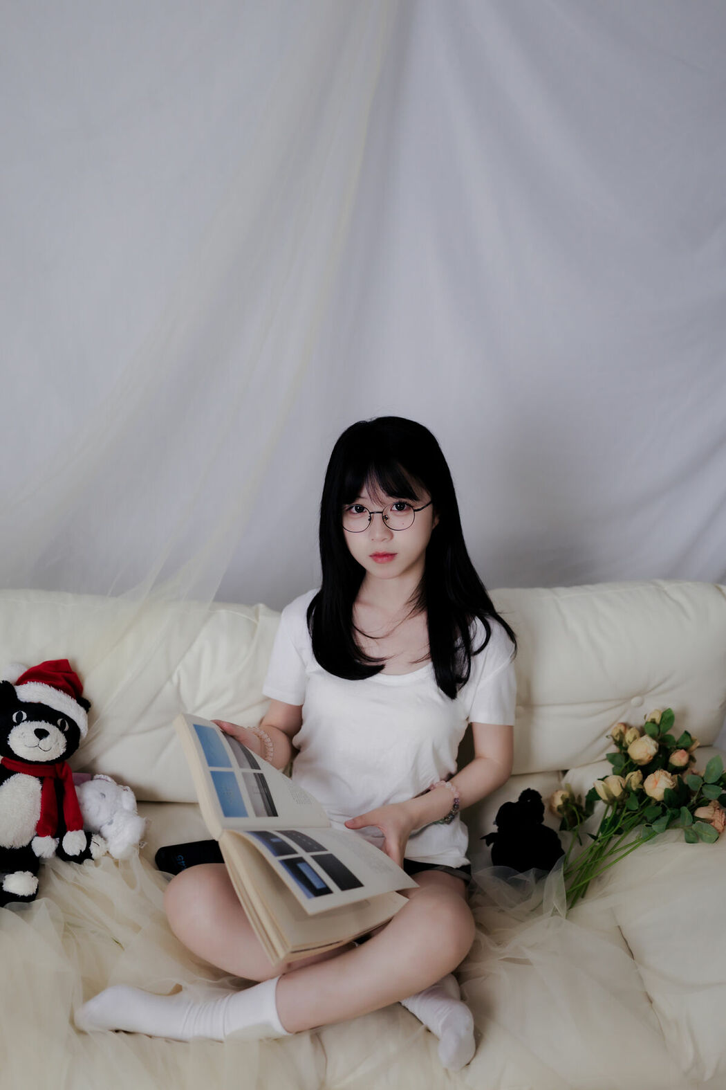 YiTuYu艺图语 Vol.9455 Fei Bi (34P)