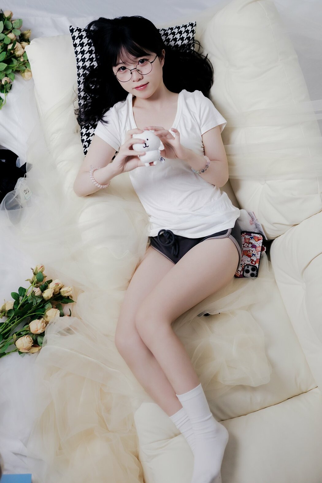 YiTuYu艺图语 Vol.9455 Fei Bi (34P) Cover Photo