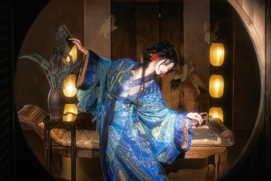 YiTuYu艺图语 Vol.9460 Dang Chu Jiao Ren Jia Xiao Tian Tian (25P)
