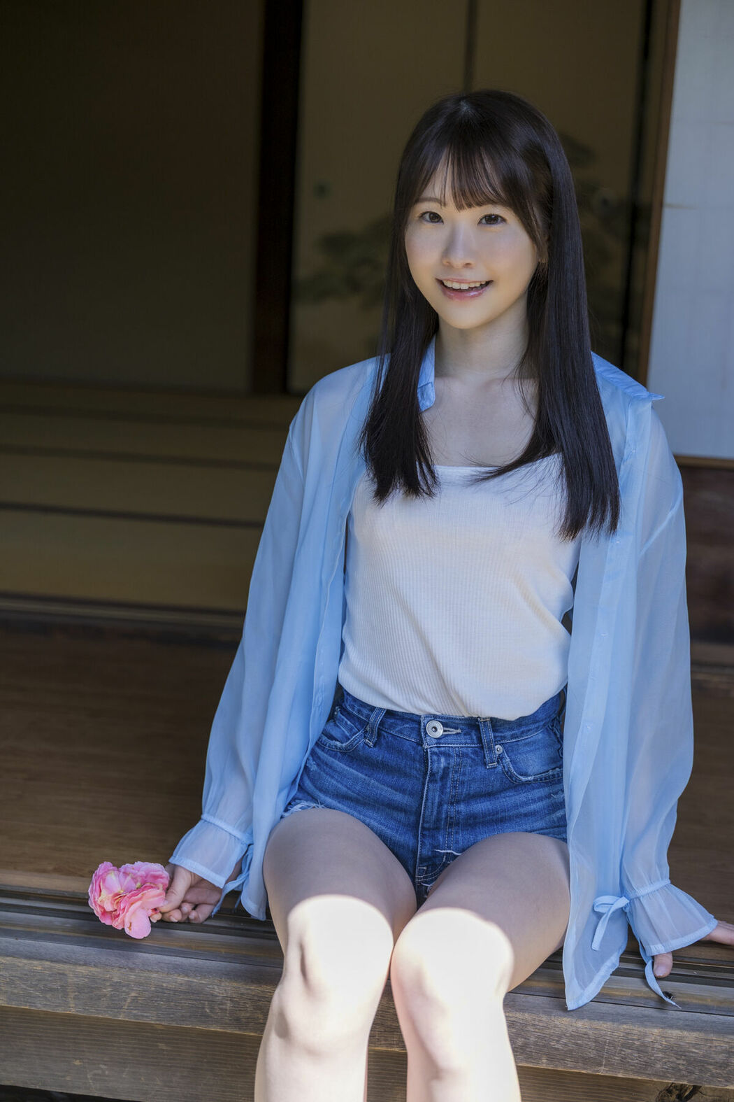JP Emika Shirakami 白上咲花 – 写真集 百花繚乱 Part02 (52P)