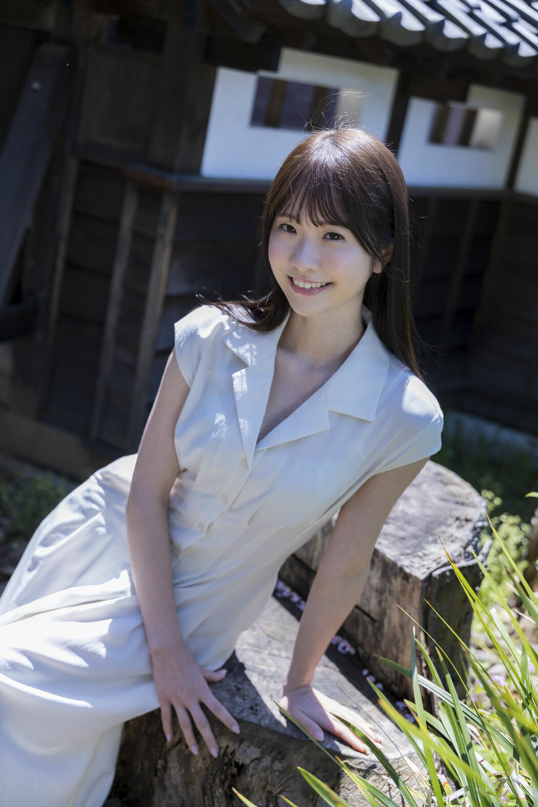 JP Emika Shirakami 白上咲花 – 写真集 百花繚乱 Part02 (52P)