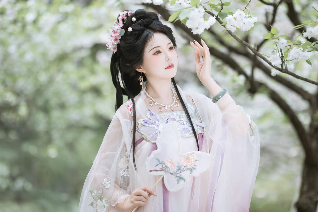 YiTuYu艺图语 Vol.9462 Lu Lu Haley (44P)