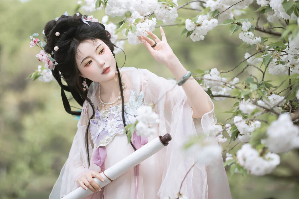 YiTuYu艺图语 Vol.9462 Lu Lu Haley (44P)
