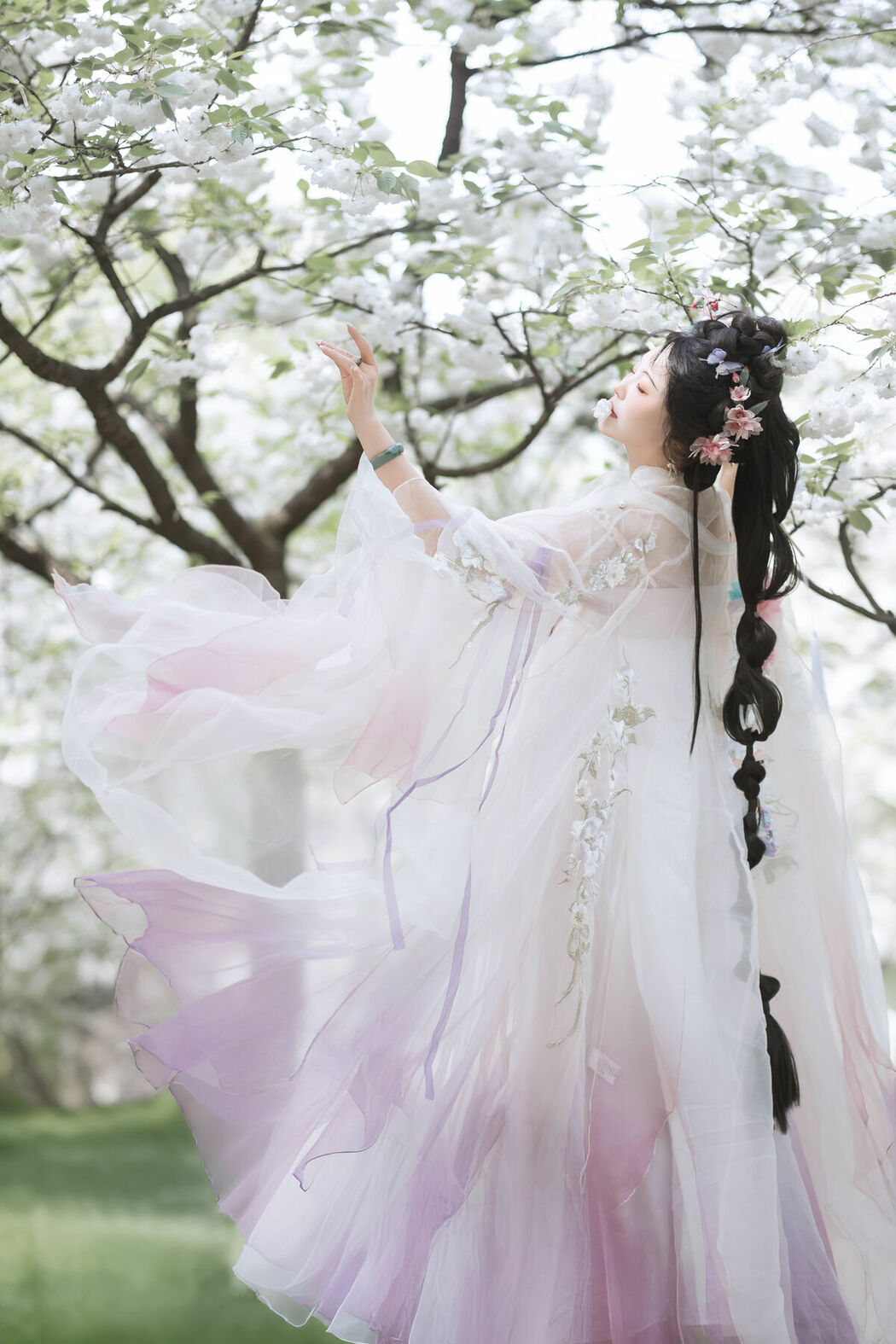 YiTuYu艺图语 Vol.9462 Lu Lu Haley (44P)