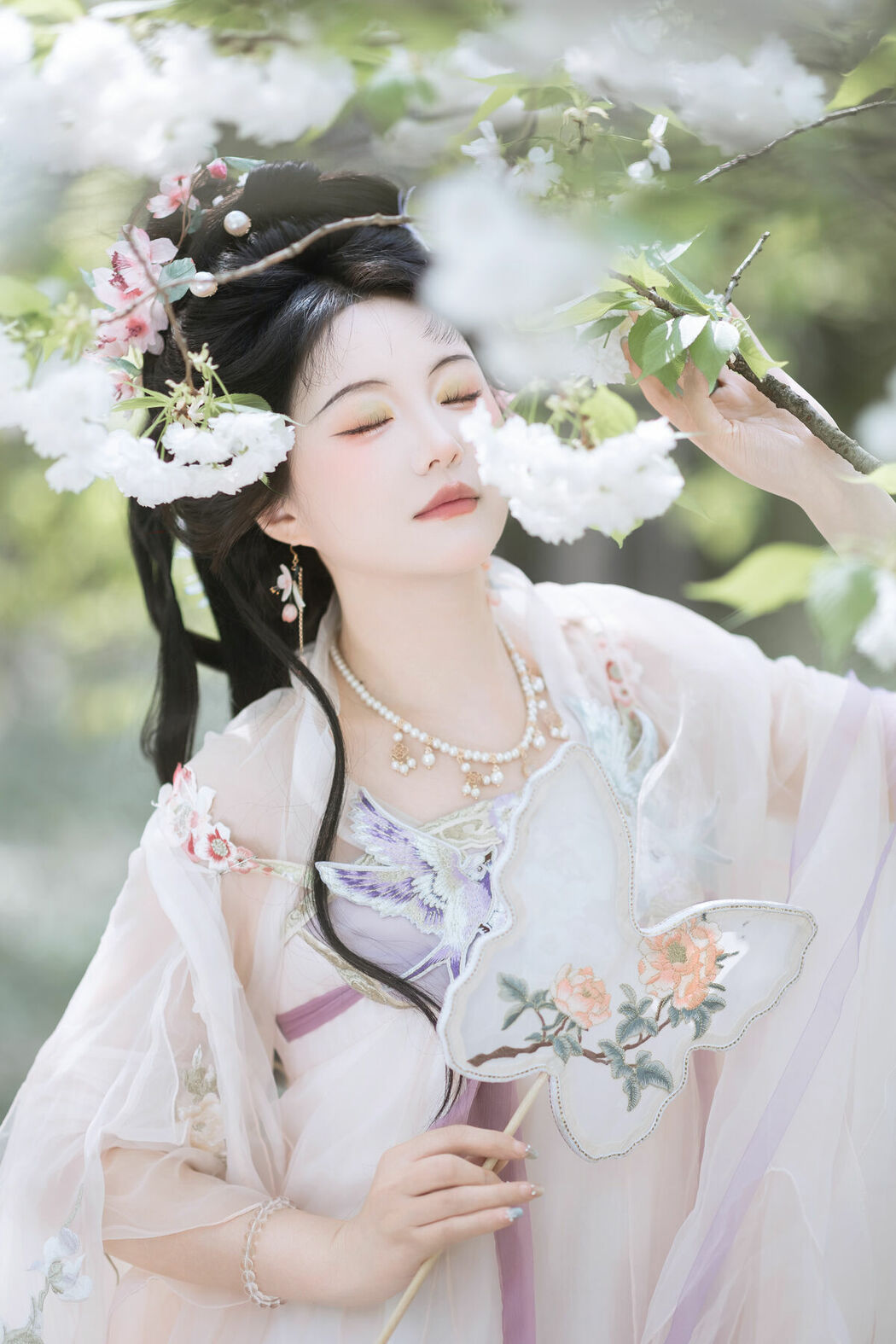 YiTuYu艺图语 Vol.9462 Lu Lu Haley (44P)