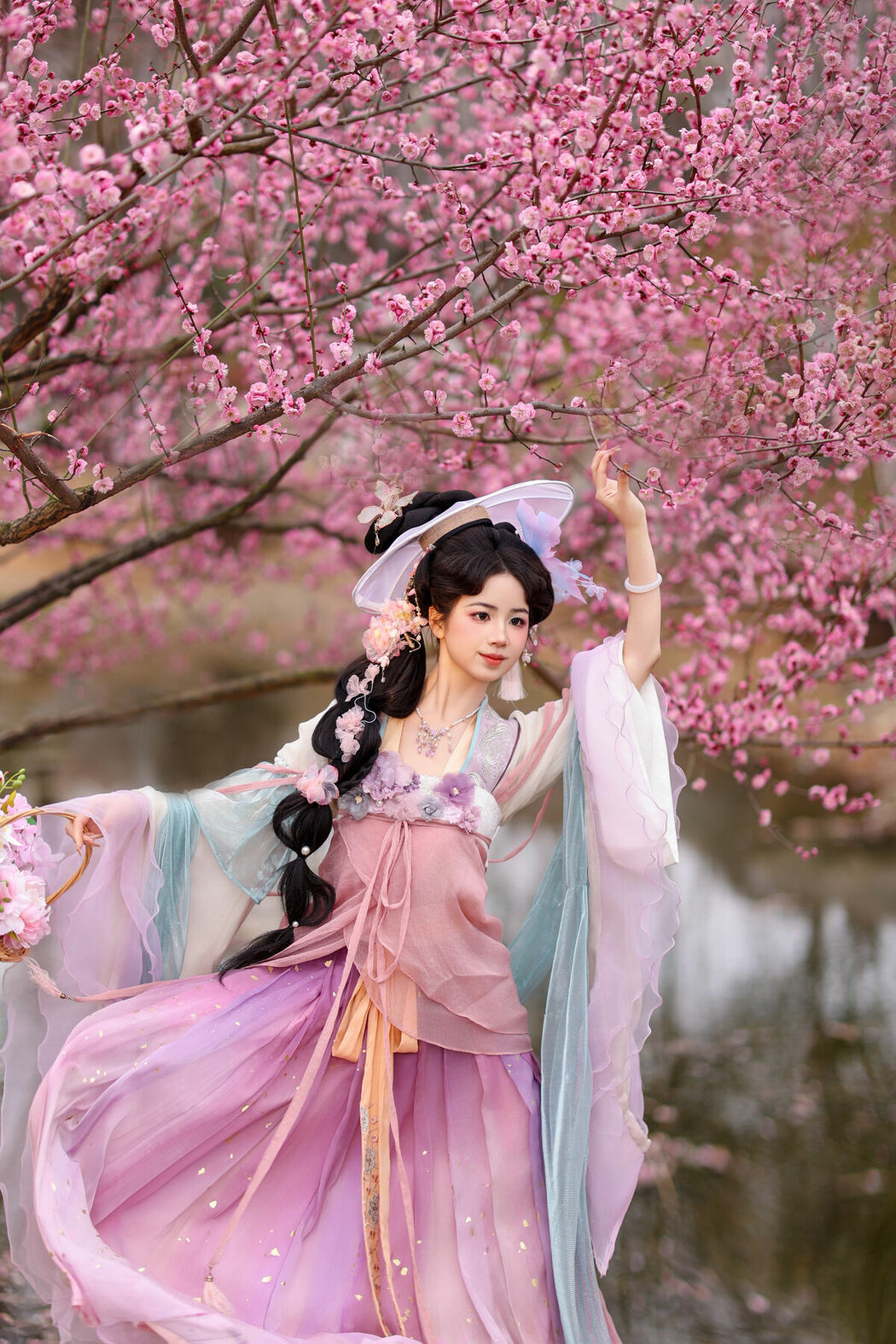 YiTuYu艺图语 Vol.9463 Xiao Du Tong Xue (47P)