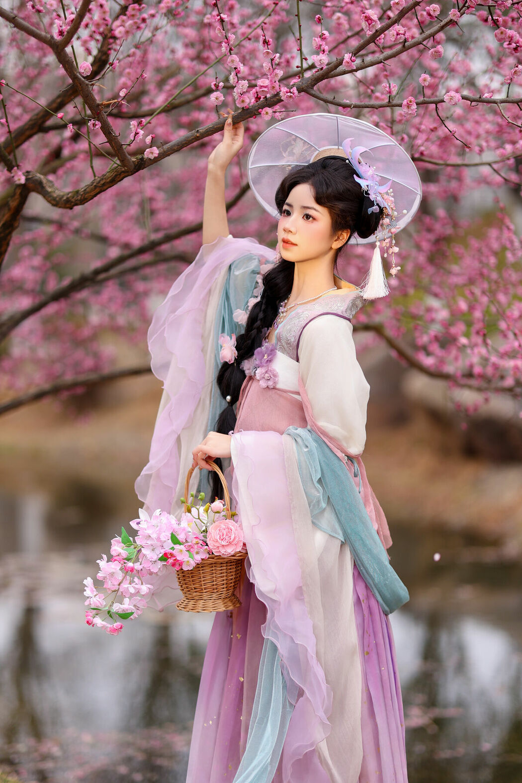 YiTuYu艺图语 Vol.9463 Xiao Du Tong Xue (47P)