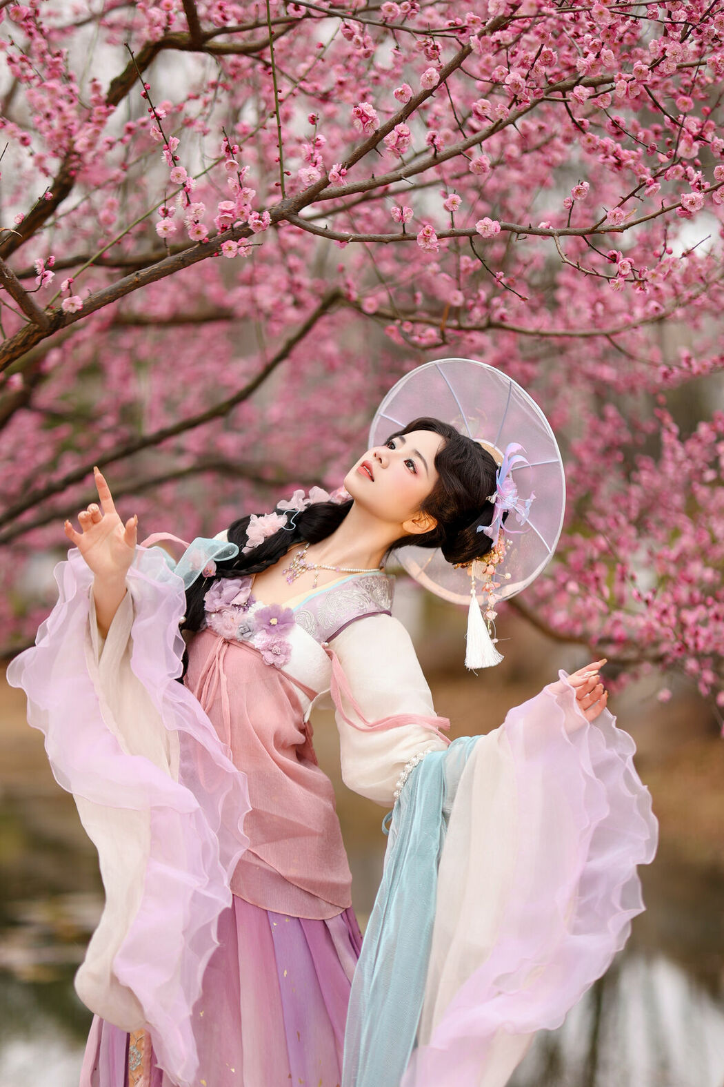YiTuYu艺图语 Vol.9463 Xiao Du Tong Xue (47P)