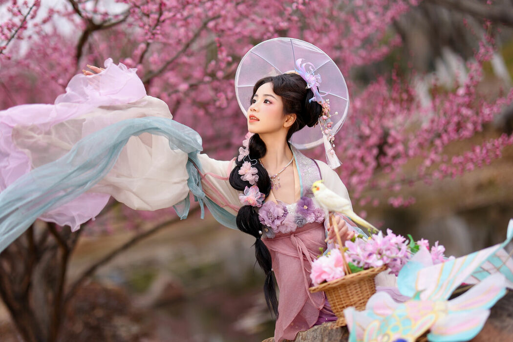 YiTuYu艺图语 Vol.9463 Xiao Du Tong Xue (47P)