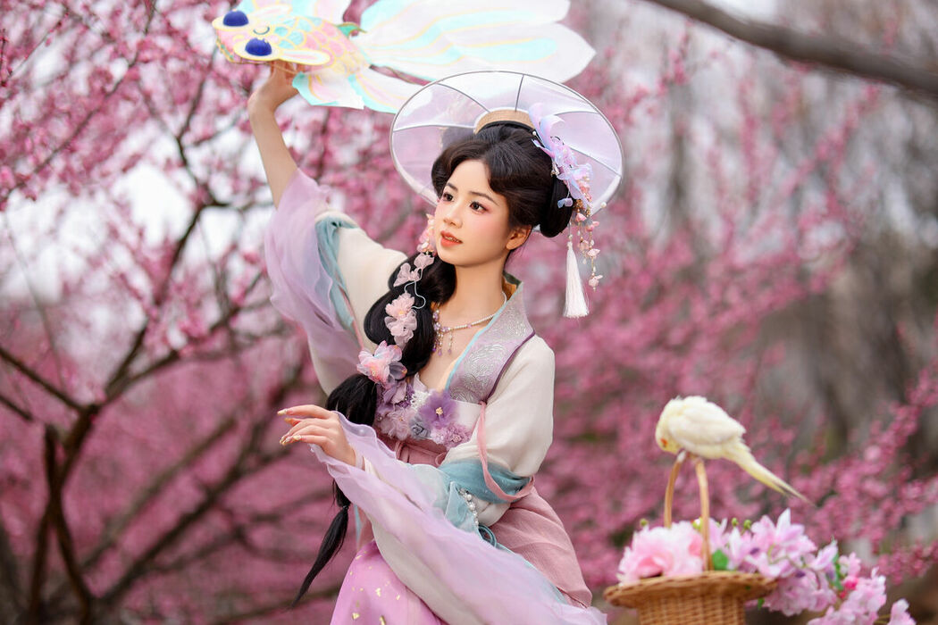 YiTuYu艺图语 Vol.9463 Xiao Du Tong Xue (47P)
