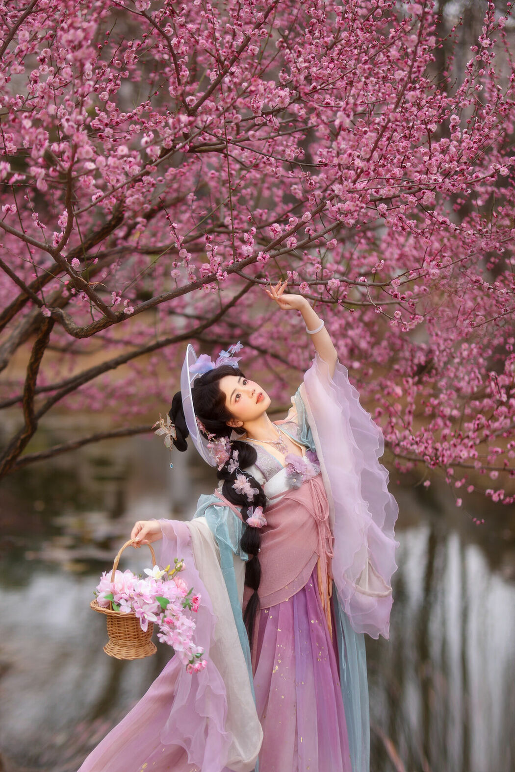 YiTuYu艺图语 Vol.9463 Xiao Du Tong Xue (47P)