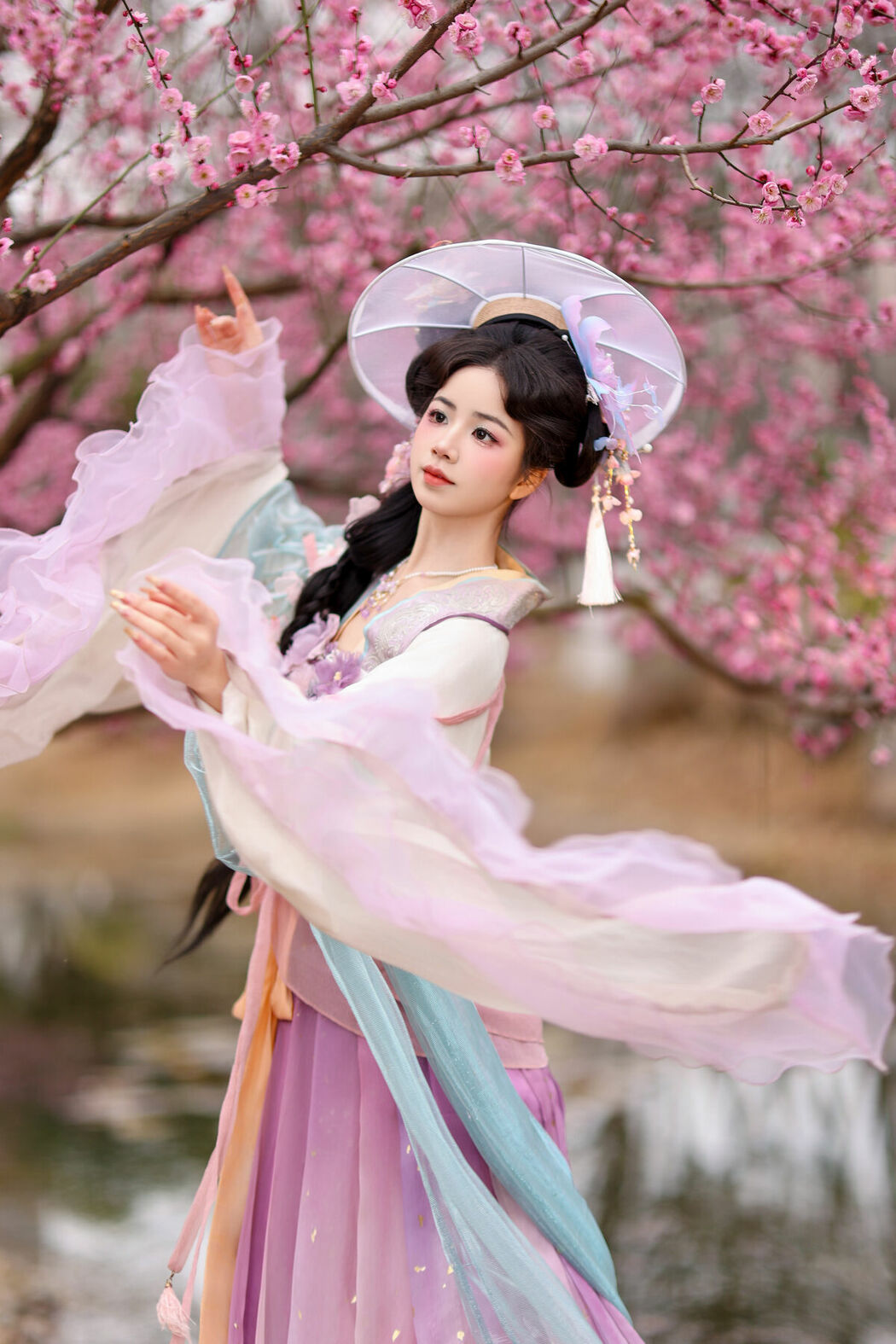 YiTuYu艺图语 Vol.9463 Xiao Du Tong Xue (47P)