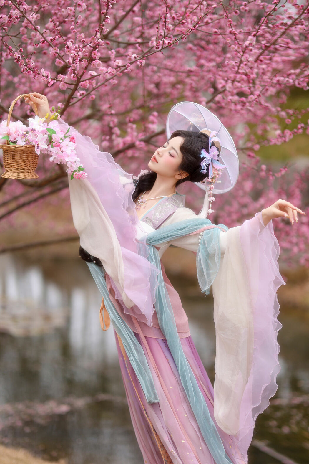 YiTuYu艺图语 Vol.9463 Xiao Du Tong Xue (47P)