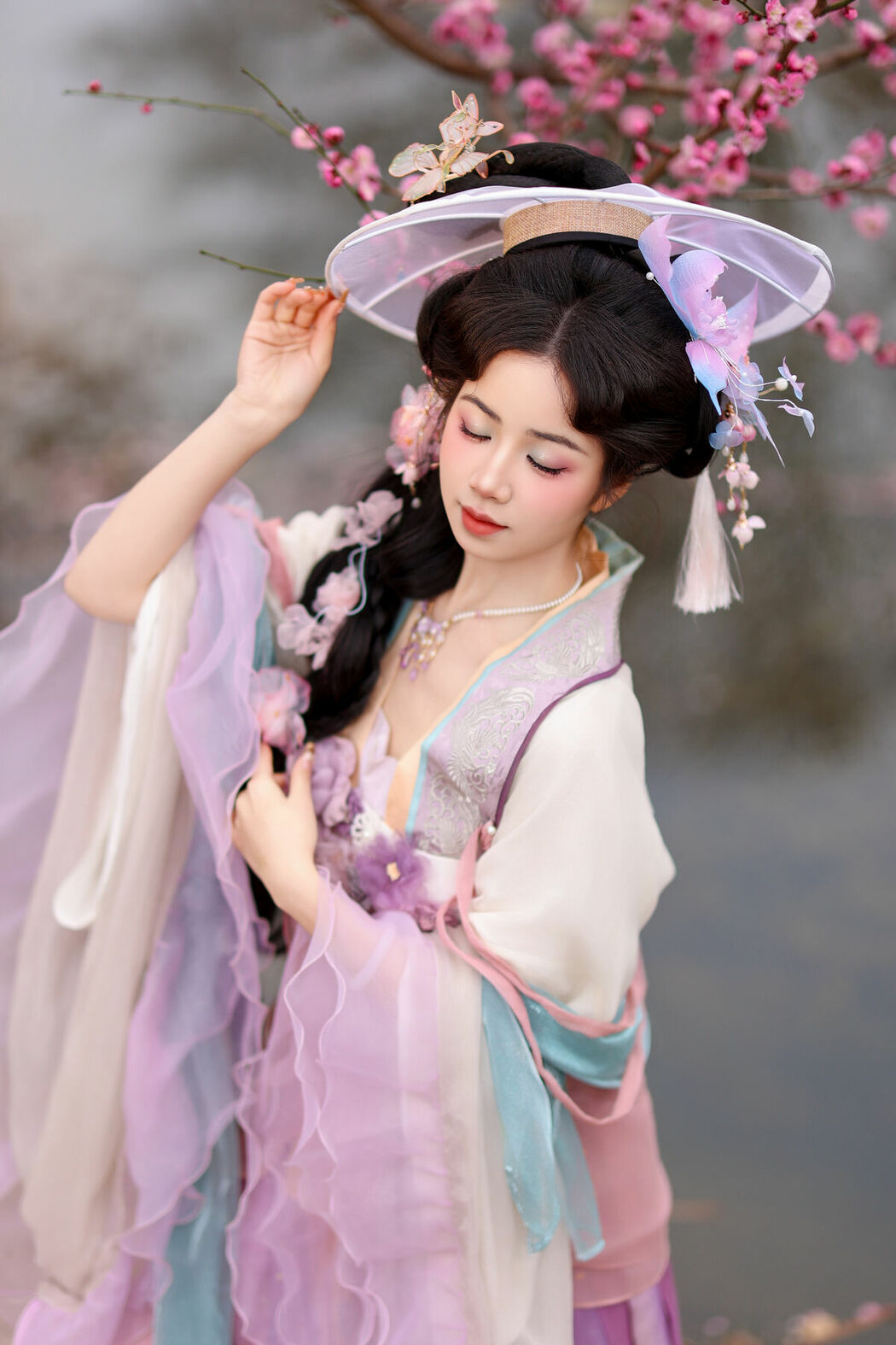 YiTuYu艺图语 Vol.9463 Xiao Du Tong Xue (47P)