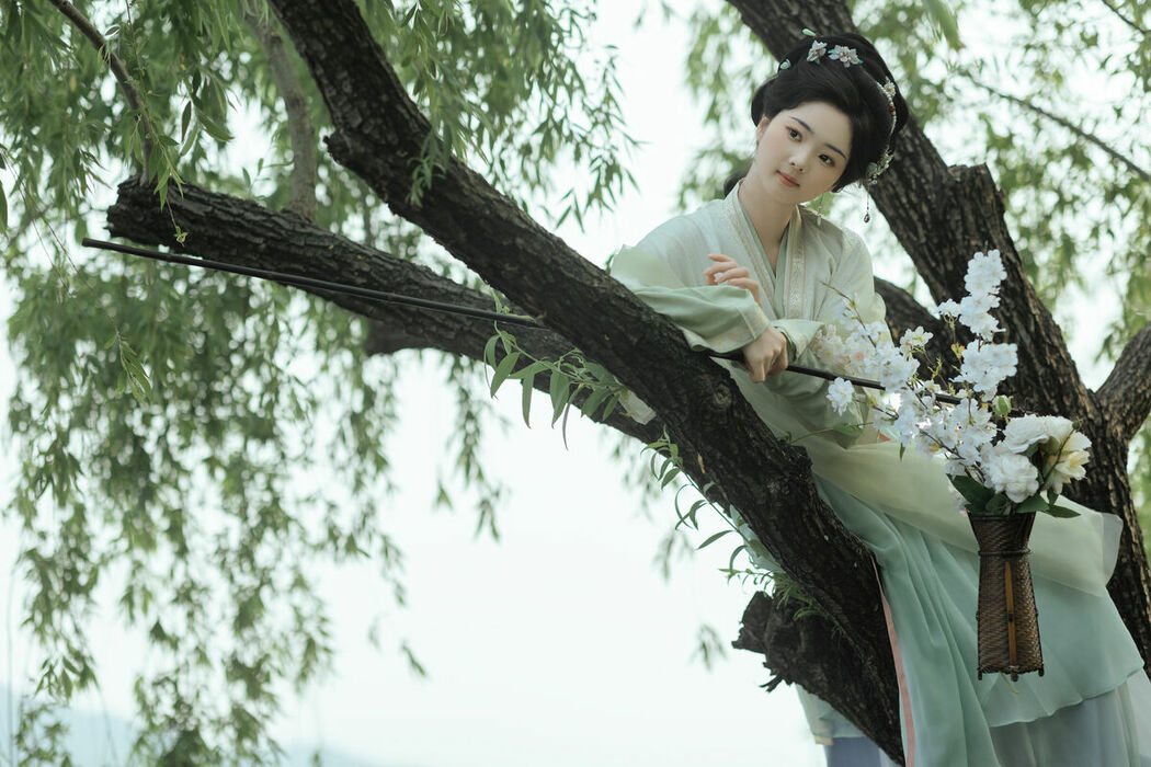 YiTuYu艺图语 Vol.9467 Gu Xiao Man (48P)