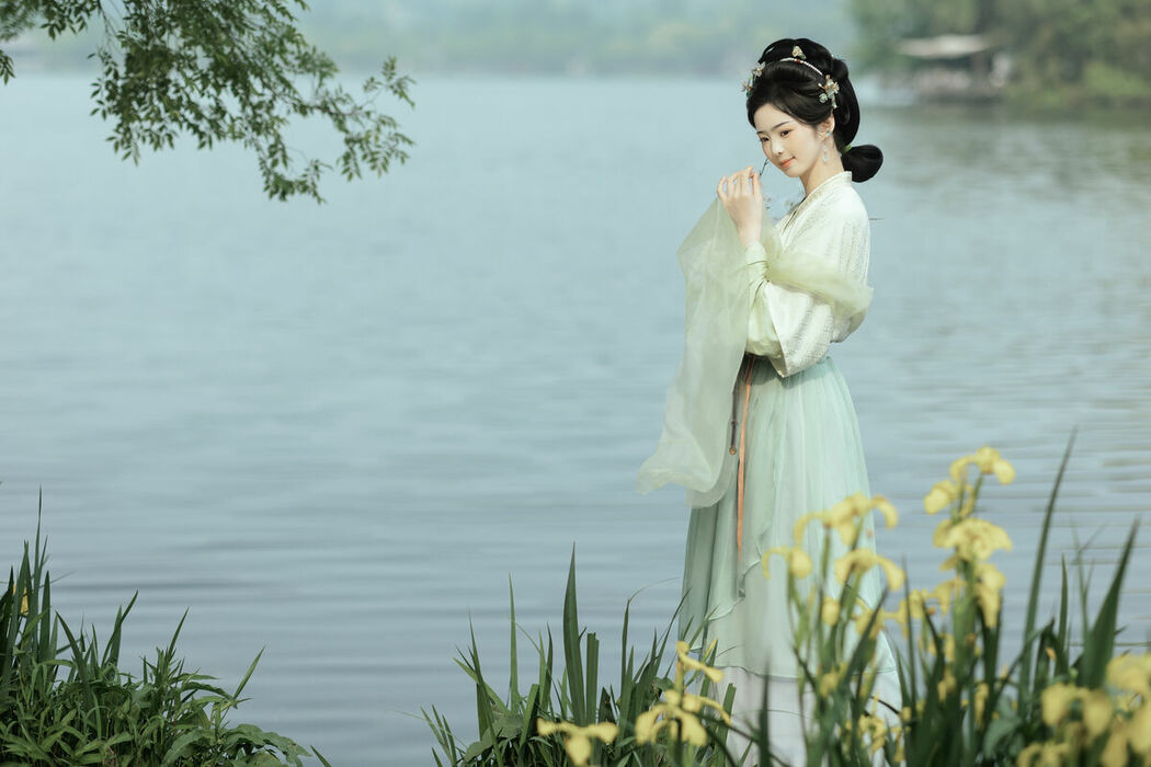 YiTuYu艺图语 Vol.9467 Gu Xiao Man (48P)