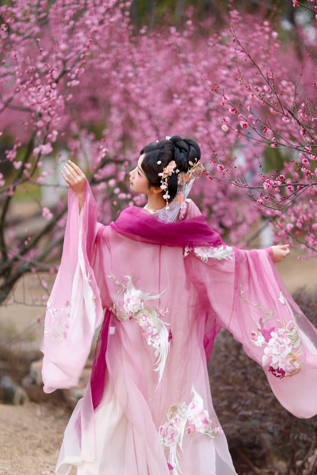 YiTuYu艺图语 Vol.9473 Xiao Du Tong Xue (34P)