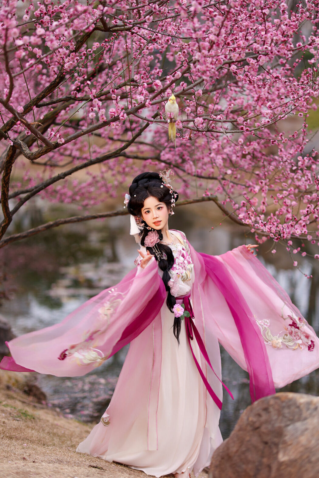YiTuYu艺图语 Vol.9473 Xiao Du Tong Xue (34P)