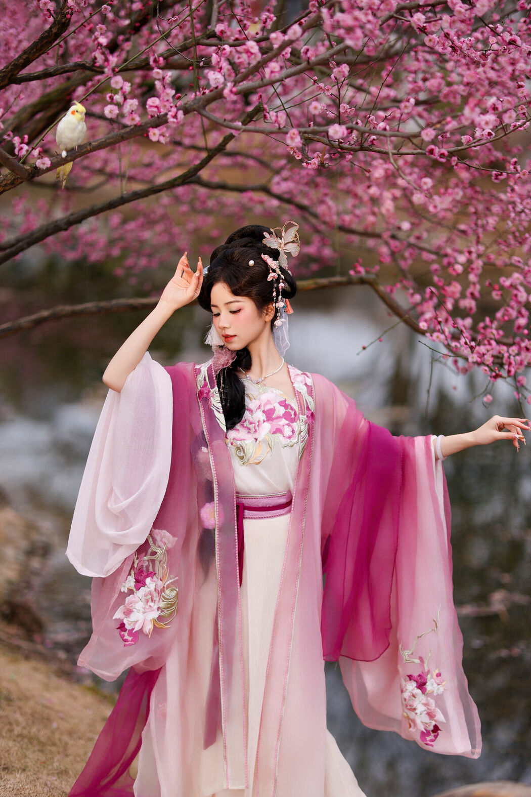 YiTuYu艺图语 Vol.9473 Xiao Du Tong Xue (34P)