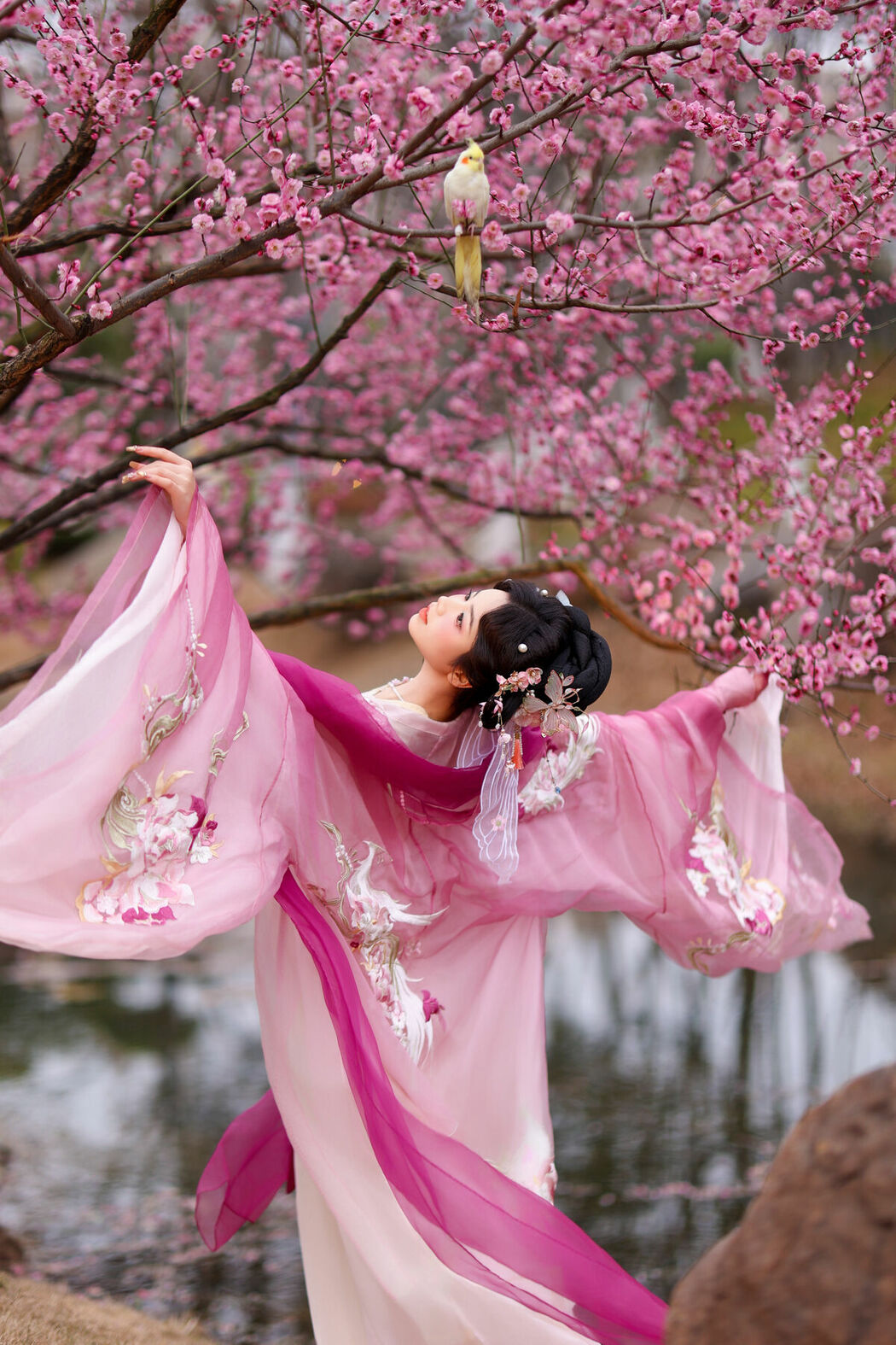 YiTuYu艺图语 Vol.9473 Xiao Du Tong Xue (34P)