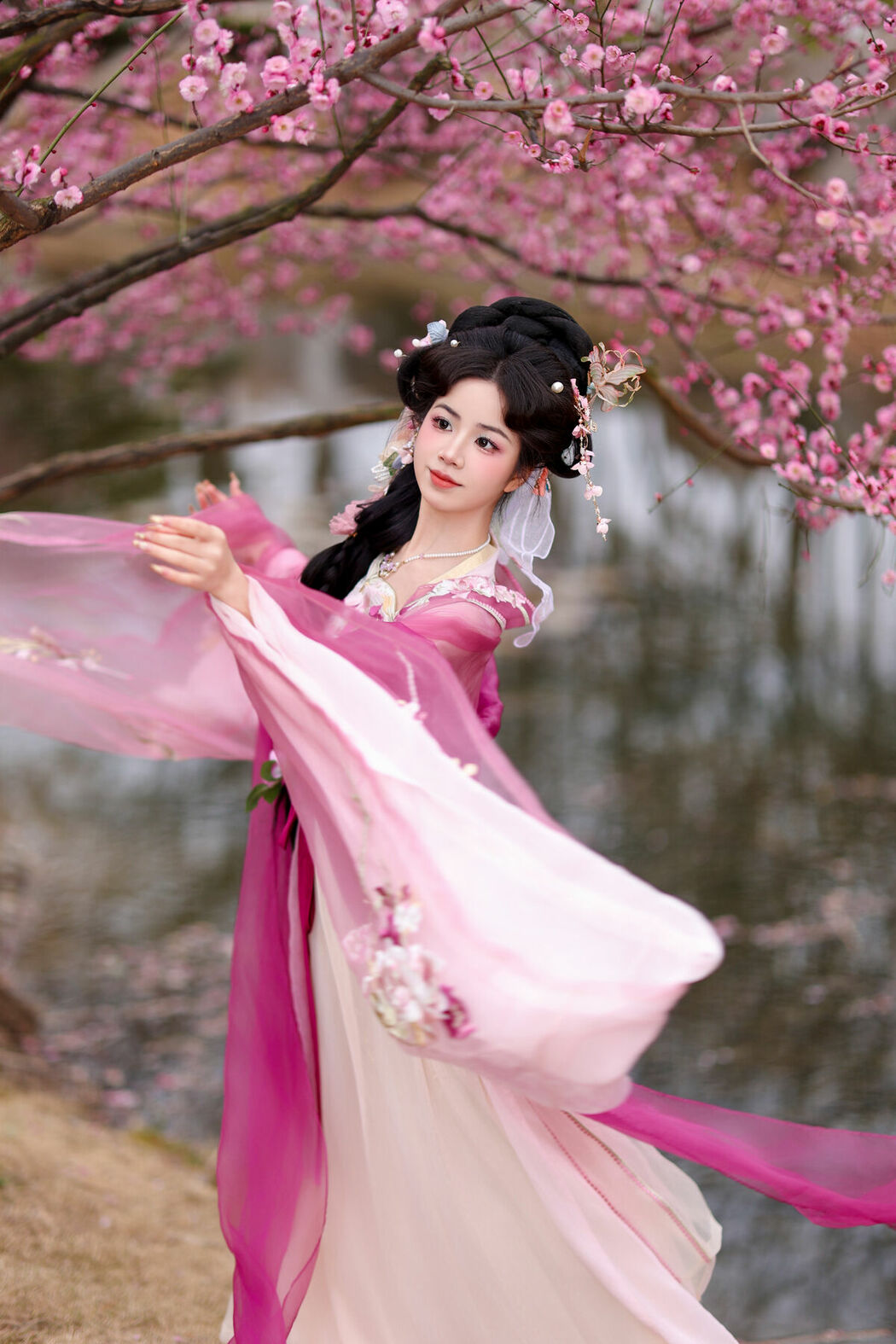 YiTuYu艺图语 Vol.9473 Xiao Du Tong Xue (34P)