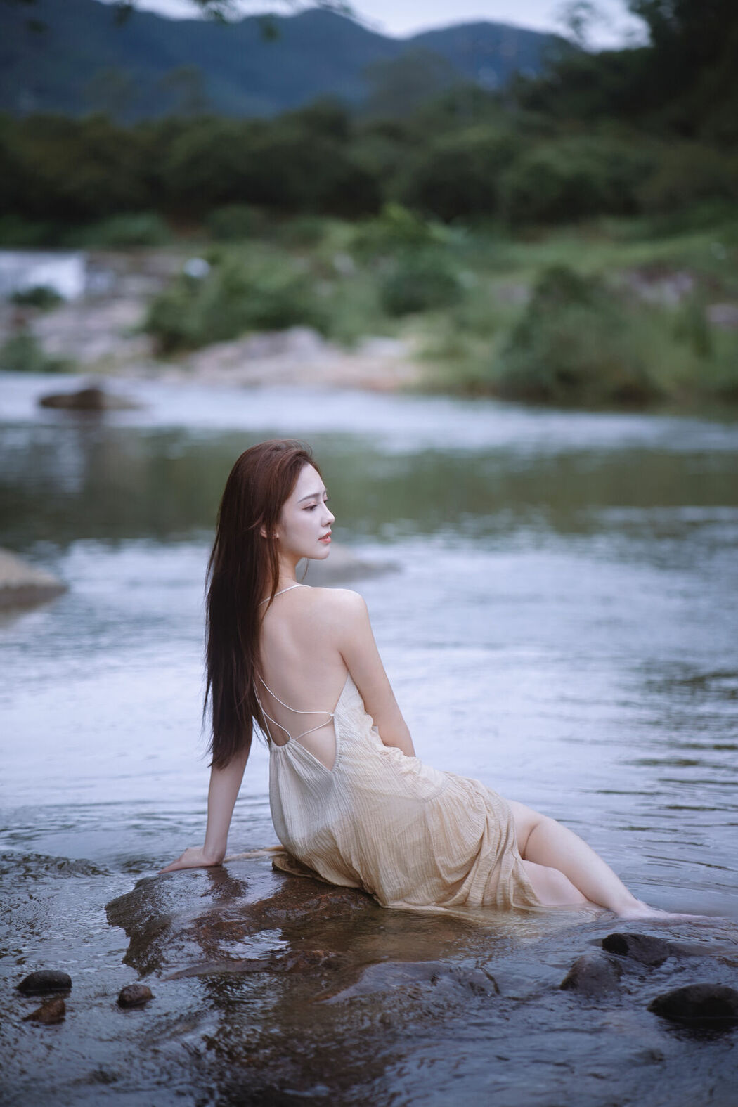 YiTuYu艺图语 Vol.9476 Ying Er YY (43P)