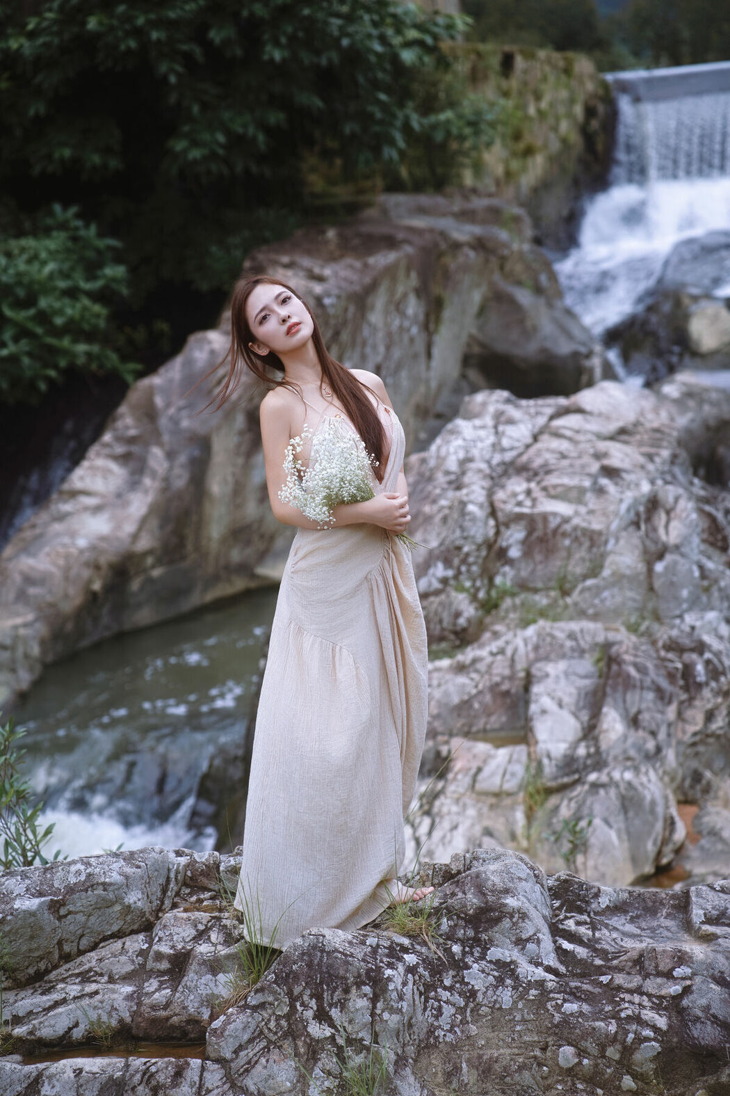 YiTuYu艺图语 Vol.9476 Ying Er YY (43P)