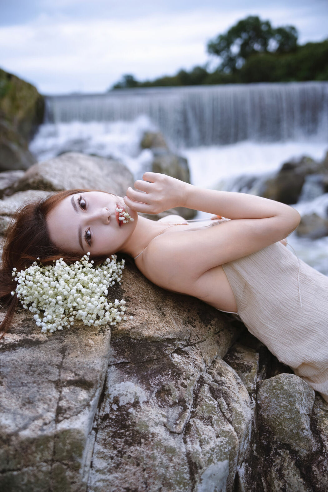 YiTuYu艺图语 Vol.9476 Ying Er YY (43P)