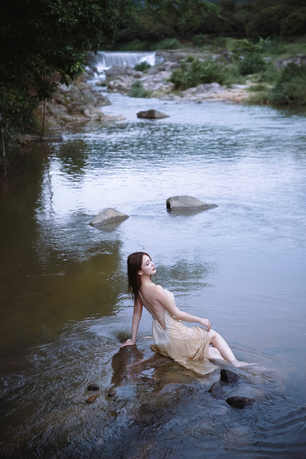 YiTuYu艺图语 Vol.9476 Ying Er YY (43P)