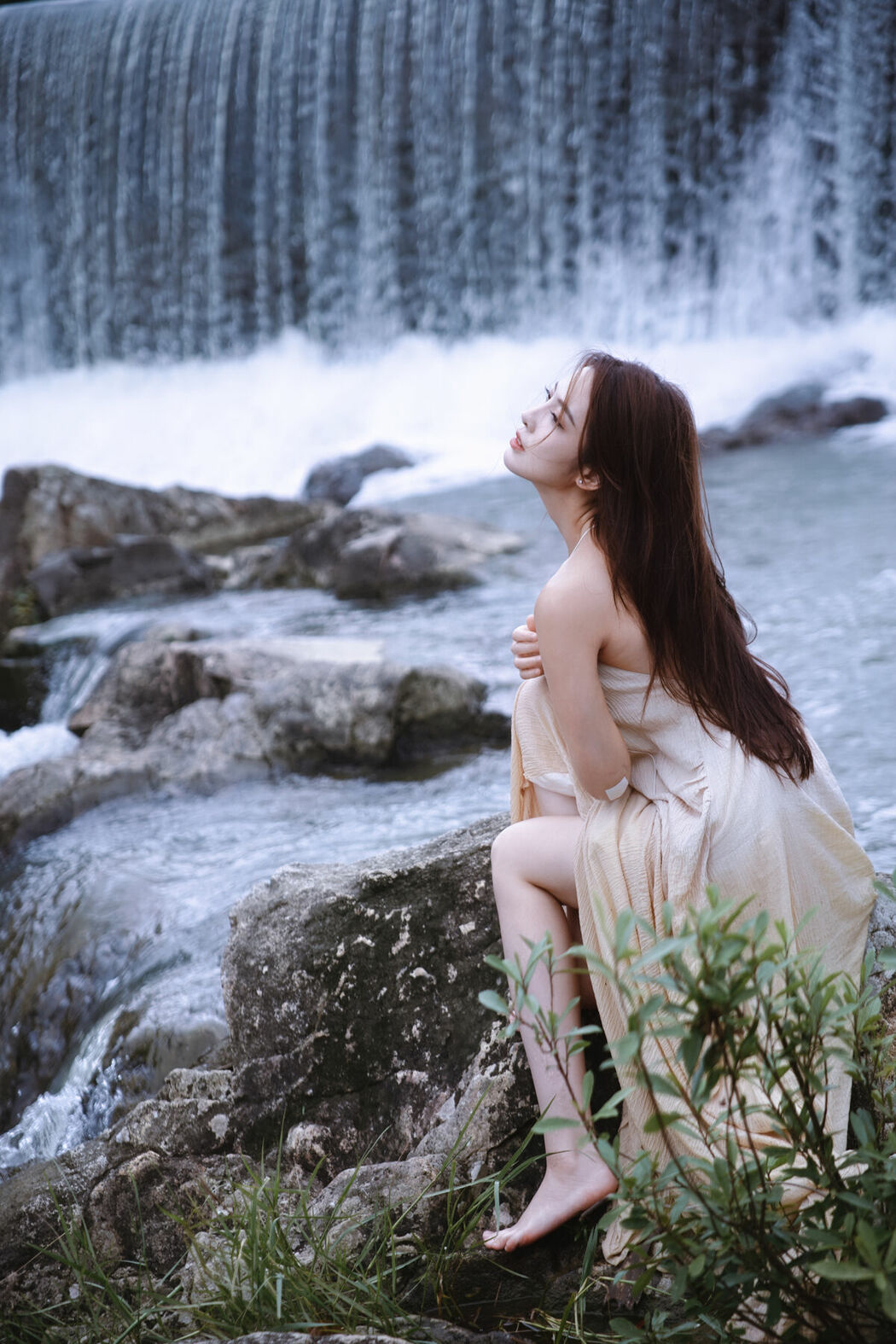 YiTuYu艺图语 Vol.9476 Ying Er YY (43P)